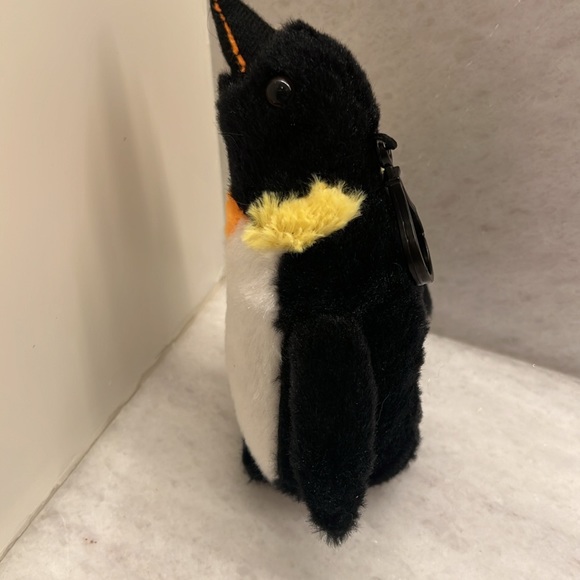 Unipak designs penguin soft plush keychain - Picture 3 of 8
